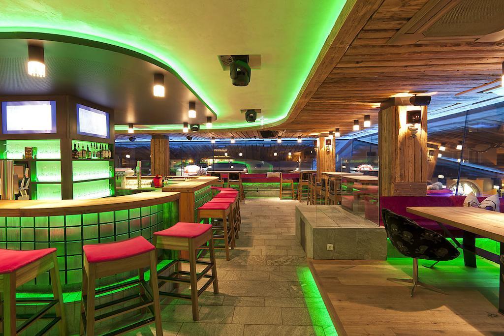 Harakiri Partyhouse Hotel ไมย์อาโฮเฟิน ภายนอก รูปภาพ