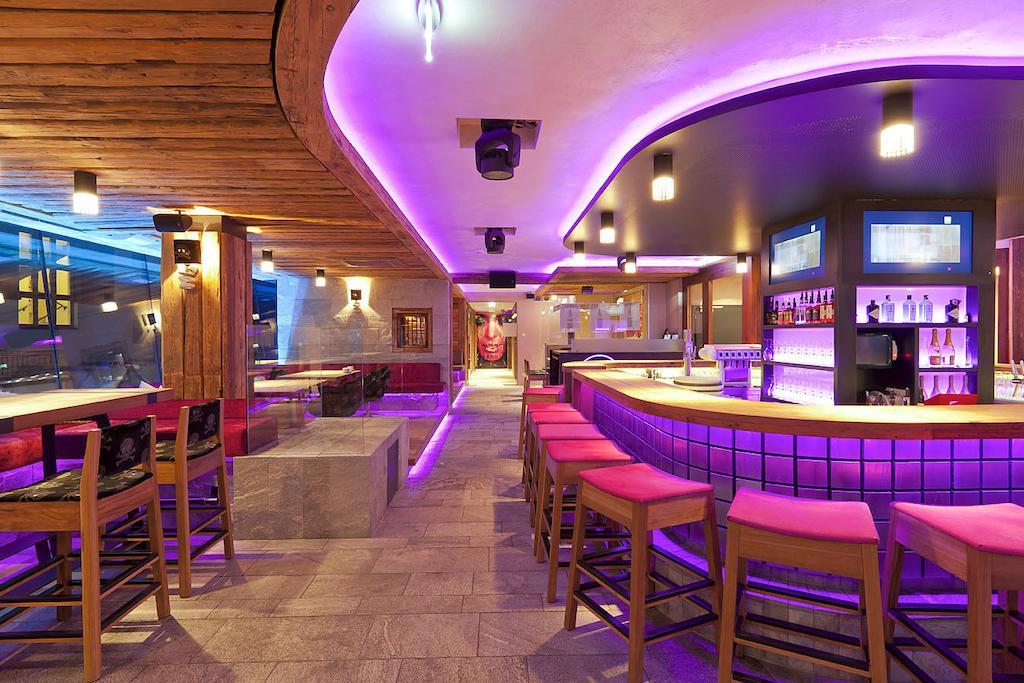 Harakiri Partyhouse Hotel ไมย์อาโฮเฟิน ภายนอก รูปภาพ