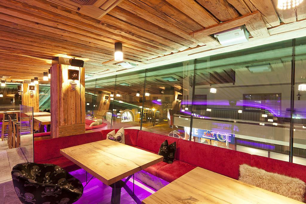 Harakiri Partyhouse Hotel ไมย์อาโฮเฟิน ภายนอก รูปภาพ