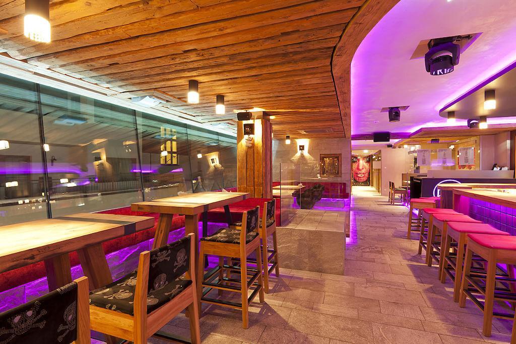 Harakiri Partyhouse Hotel ไมย์อาโฮเฟิน ภายนอก รูปภาพ